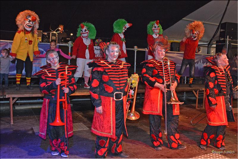 Carnaval rondeau (14)