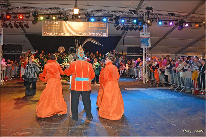 Carnaval rondeau (82)