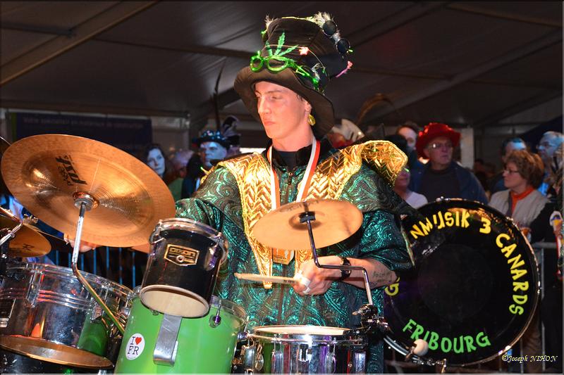 Carnaval rondeau (86)