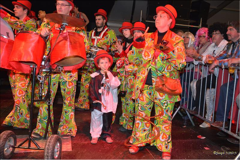 Carnaval rondeau (131)