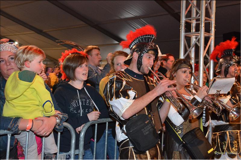 Carnaval rondeau (169)