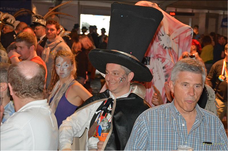 Carnaval rondeau (60)