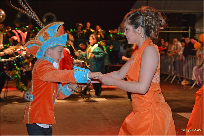 Carnaval rondeau (91)