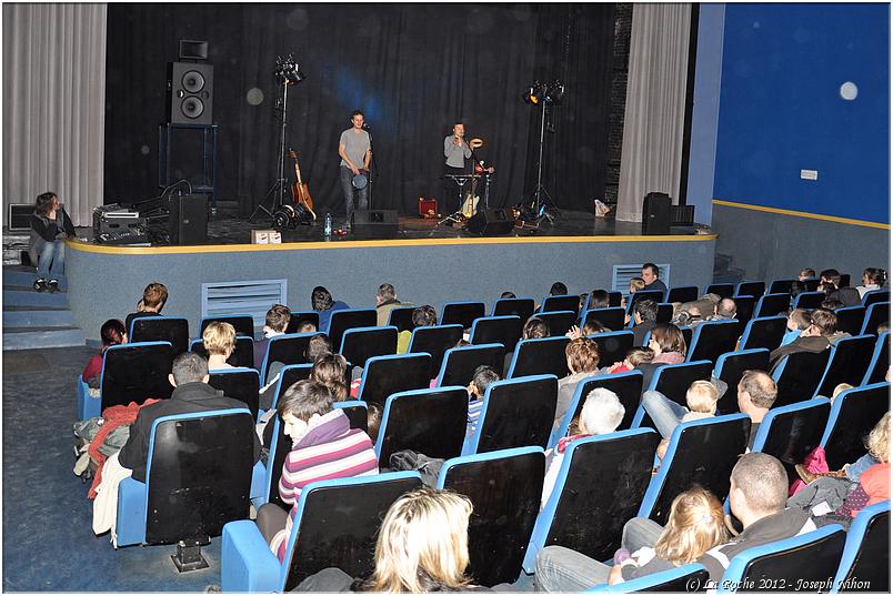 noel_theatre_2012 (60)